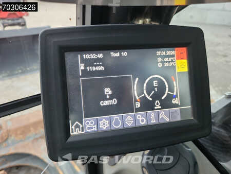 Escavatori cingolati 2016 Liebherr R926 Compact Tiltrotator (33)