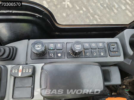 Minigraver 2021 Caterpillar 301.8 (29)