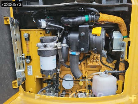 Minigraver 2021 Caterpillar 301.8 (8)