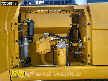 Korečková rýpadla 2025 Caterpillar 323 D3 (28)