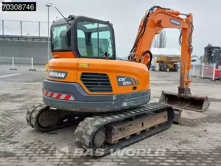 Minikaivinkoneet 2021 Doosan DX85 R-3 A/C - 3 Buckets (8)