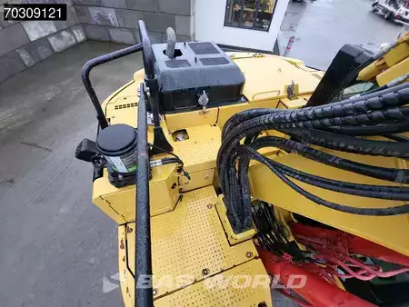 Korečková rýpadla 2016 Caterpillar 325 FL CR (16)