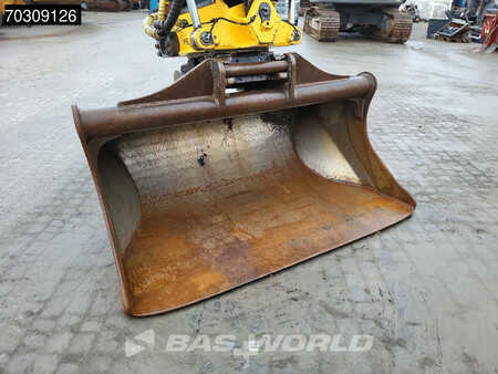 Bæltegraver 2014 Komatsu PC240 LC-10 (16)