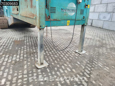 Autres 2014 POWERSCREEN CHIEFTAIN 1400 (26)