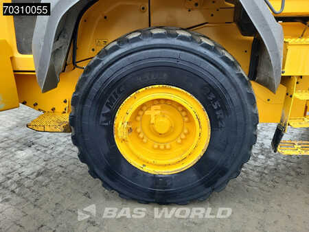 Wielladers 2015 Volvo L120 H (24)