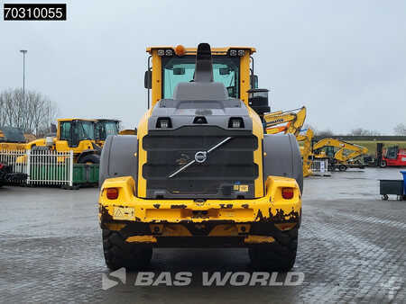 Wielladers 2015 Volvo L120 H (8)