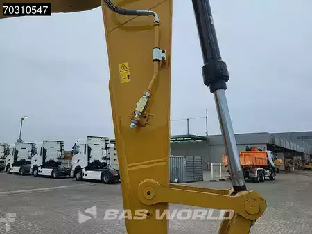 Rupsgraafmachines 2025 Caterpillar 320 D3 GC (11)