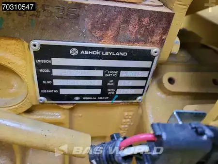 Rupsgraafmachines 2025 Caterpillar 320 D3 GC (17)