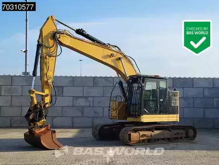 Korečková rýpadla 2017 Caterpillar 325 FL CR Tiltrotator (1)