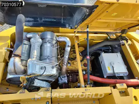 Korečková rýpadla 2017 Caterpillar 325 FL CR Tiltrotator (18)