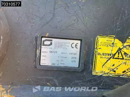 Korečková rýpadla 2017 Caterpillar 325 FL CR Tiltrotator (40)