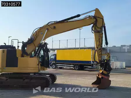 Korečková rýpadla 2017 Caterpillar 325 FL CR Tiltrotator (9)