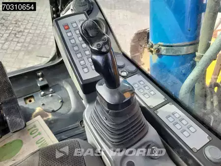 Koparki gąsienicowe 2016 Liebherr R936 LC R 936 (33)