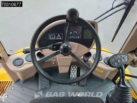 Zalomené klouby-dampry  2012 Hydrema 912 DS 912 DS MultiTip - Front Axle Suspension (31)