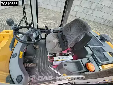 Kerekes rakodó 2014 Liebherr L514 Forks + Bucket (35)