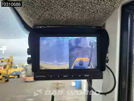 Kerekes rakodó 2014 Liebherr L514 Forks + Bucket (40)