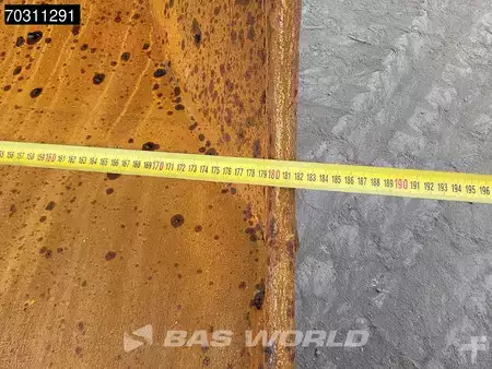 Excavadoras de cadenas 2016 Hitachi ZX300 LC -6 (17)