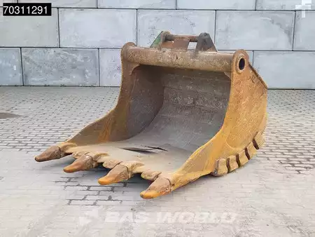 Excavadoras de cadenas 2016 Hitachi ZX300 LC -6 (18)