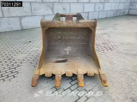 Excavadoras de cadenas 2016 Hitachi ZX300 LC -6 (19)