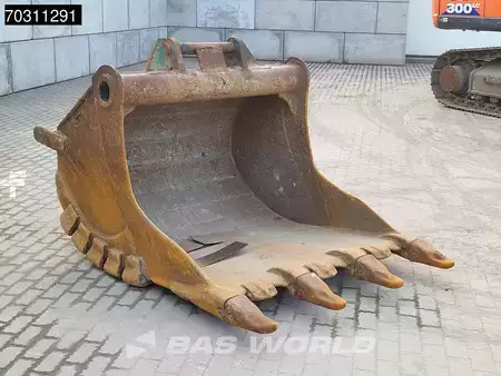 Excavadoras de cadenas 2016 Hitachi ZX300 LC -6 (20)