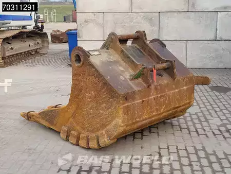 Excavadoras de cadenas 2016 Hitachi ZX300 LC -6 (22)