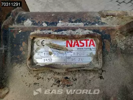 Excavadoras de cadenas 2016 Hitachi ZX300 LC -6 (29)