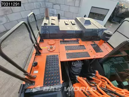 Excavadoras de cadenas 2016 Hitachi ZX300 LC -6 (32)