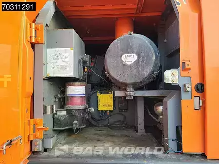 Excavadoras de cadenas 2016 Hitachi ZX300 LC -6 (38)