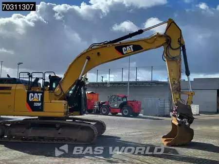 Beltegraver 2017 Caterpillar 326 F L (10)