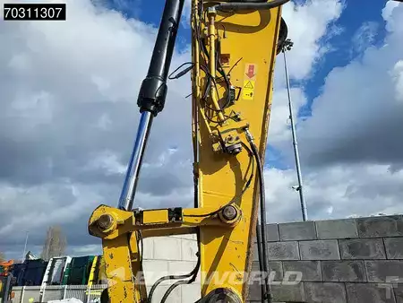 Beltegraver 2017 Caterpillar 326 F L (11)