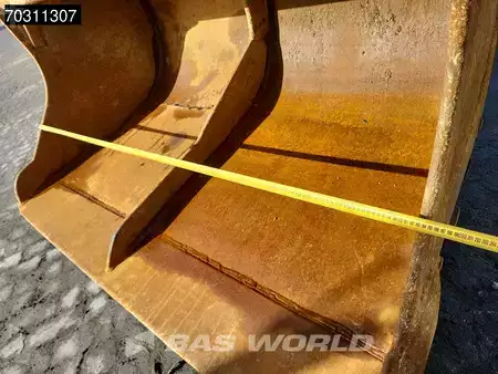 Beltegraver 2017 Caterpillar 326 F L (16)