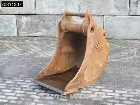 Beltegraver 2017 Caterpillar 326 F L (18)