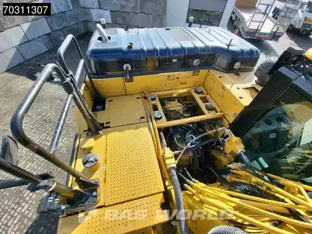 Beltegraver 2017 Caterpillar 326 F L (28)