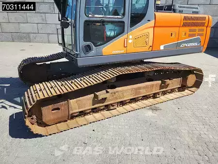 Kedjegraver 2016 Doosan DX255 LC-5 (26)