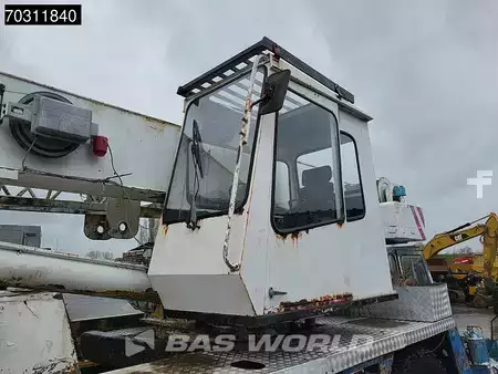 Autogru 1988 Grove AT633 (24)