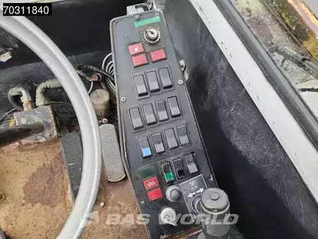 Autogru 1988 Grove AT633 (36)