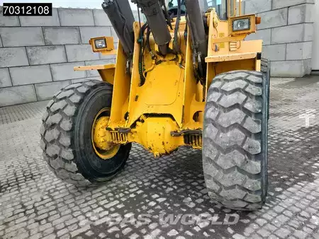 Pale Gommate 1996 Volvo L90 C (11)