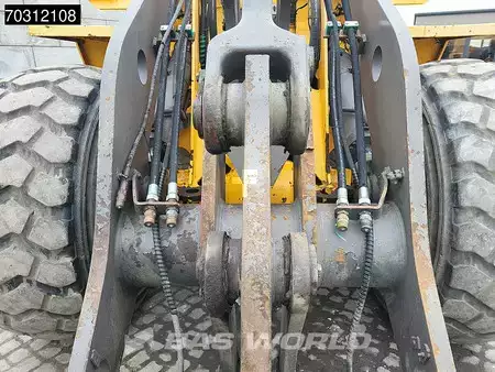 Pale Gommate 1996 Volvo L90 C (12)