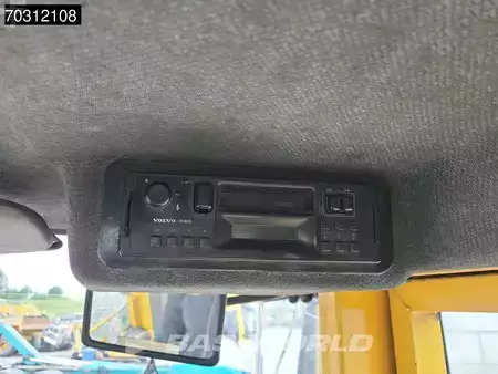 Pale Gommate 1996 Volvo L90 C (40)