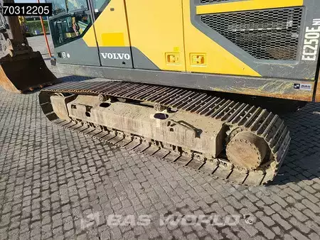 Escavatori cingolati 2019 Volvo EC250 E NL 3M WIDE (18)