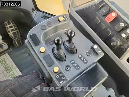 Wheel Loaders 2015 Caterpillar 966 M (39)