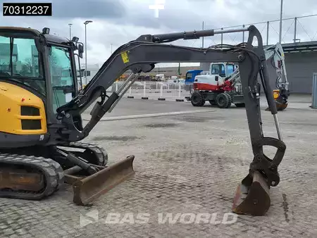 Bæltegraver 2016 Volvo ECR50 D (11)