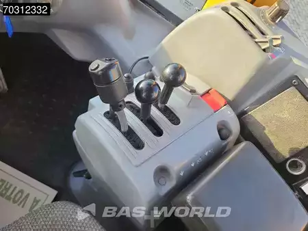 Cargadoras de ruedas 2003 Volvo L110 E Quick Coupler (33)