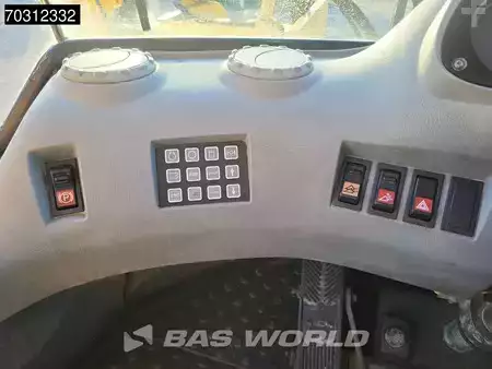 Cargadoras de ruedas 2003 Volvo L110 E Quick Coupler (37)