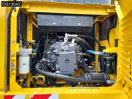 Mobilní bagry 2016 Komatsu PW180 -7E0 (26)