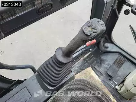 Mobilní bagry 2016 Komatsu PW180 -7E0 (36)