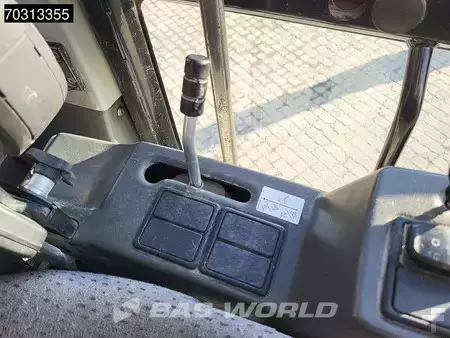 Mobilní bagry 2016 Caterpillar M314 F 30 km/h (40)