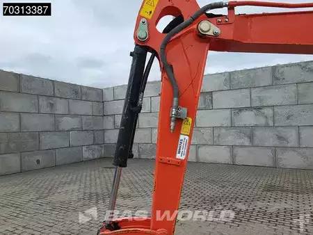 Minibagry 2022 Kubota U50-5 3 Buckets (12)
