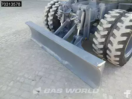 Mobiele graafmachines 2015 Takeuchi TB295 W (29)