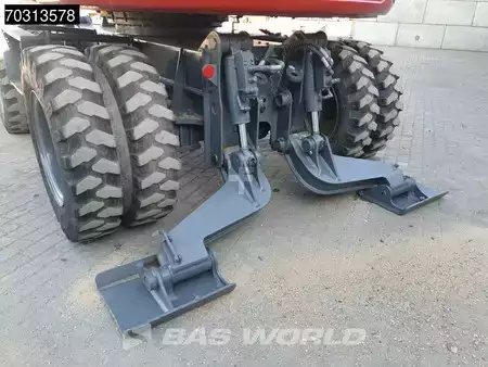 Mobiele graafmachines 2015 Takeuchi TB295 W (32)